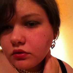 Meet your Posher, Catherine